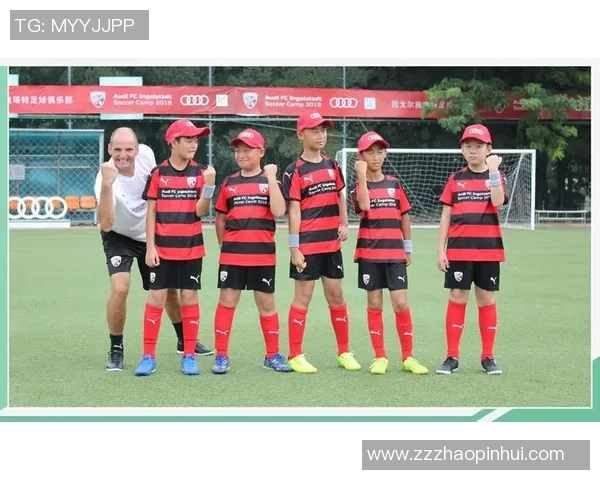 英国足球明星积极捐款助力慈善事业展现社会责任感与爱心